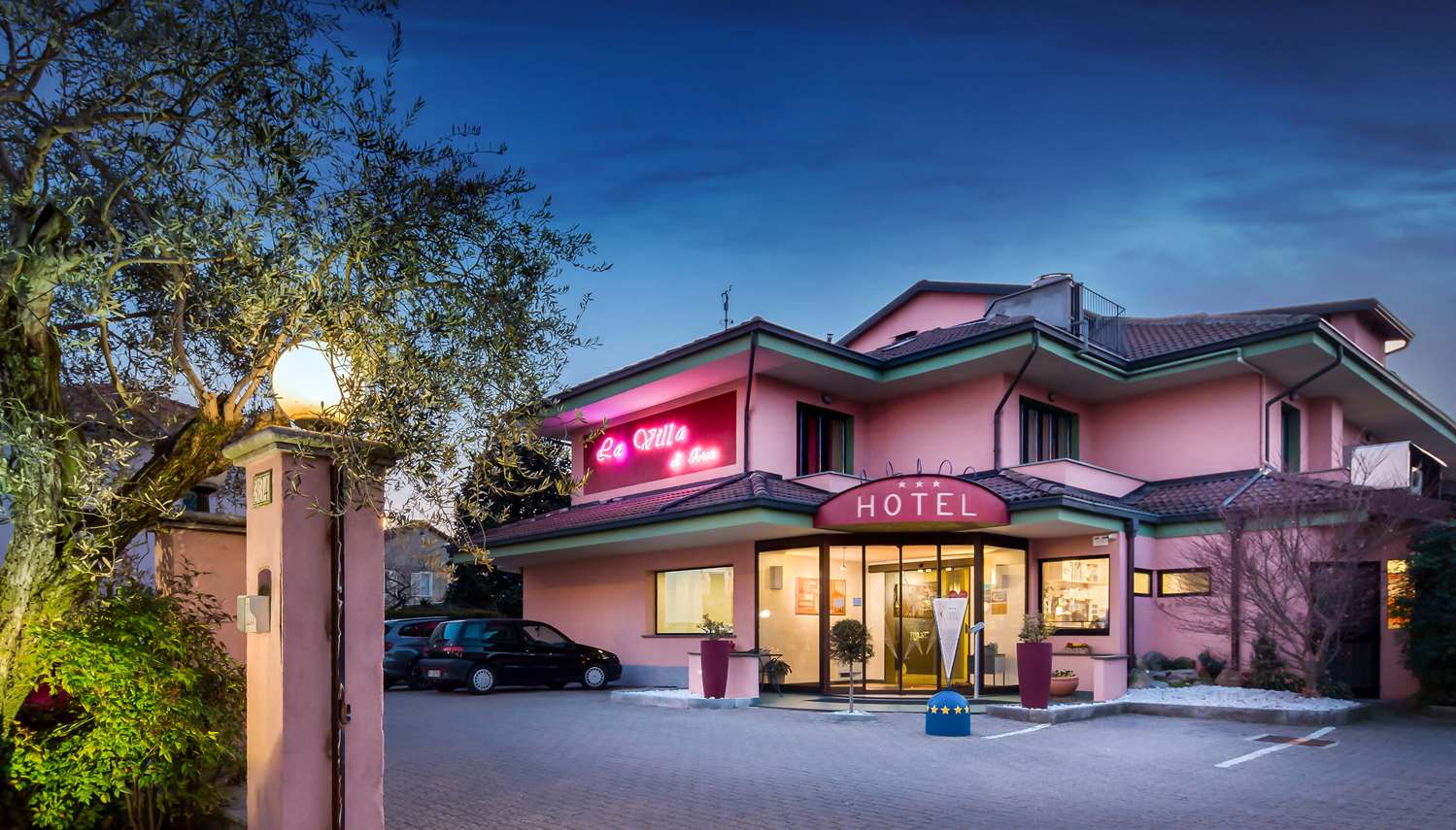 La Villa, Sure Hotel Collection by Best Western 5/76