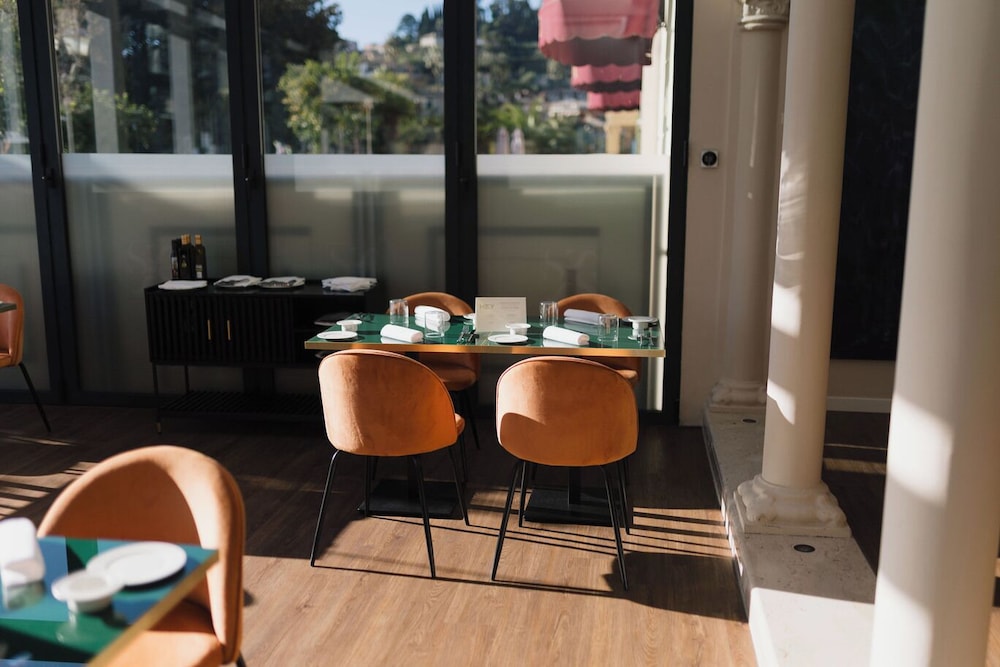 Splendide Riviera Boutique Art Hotel 30/50