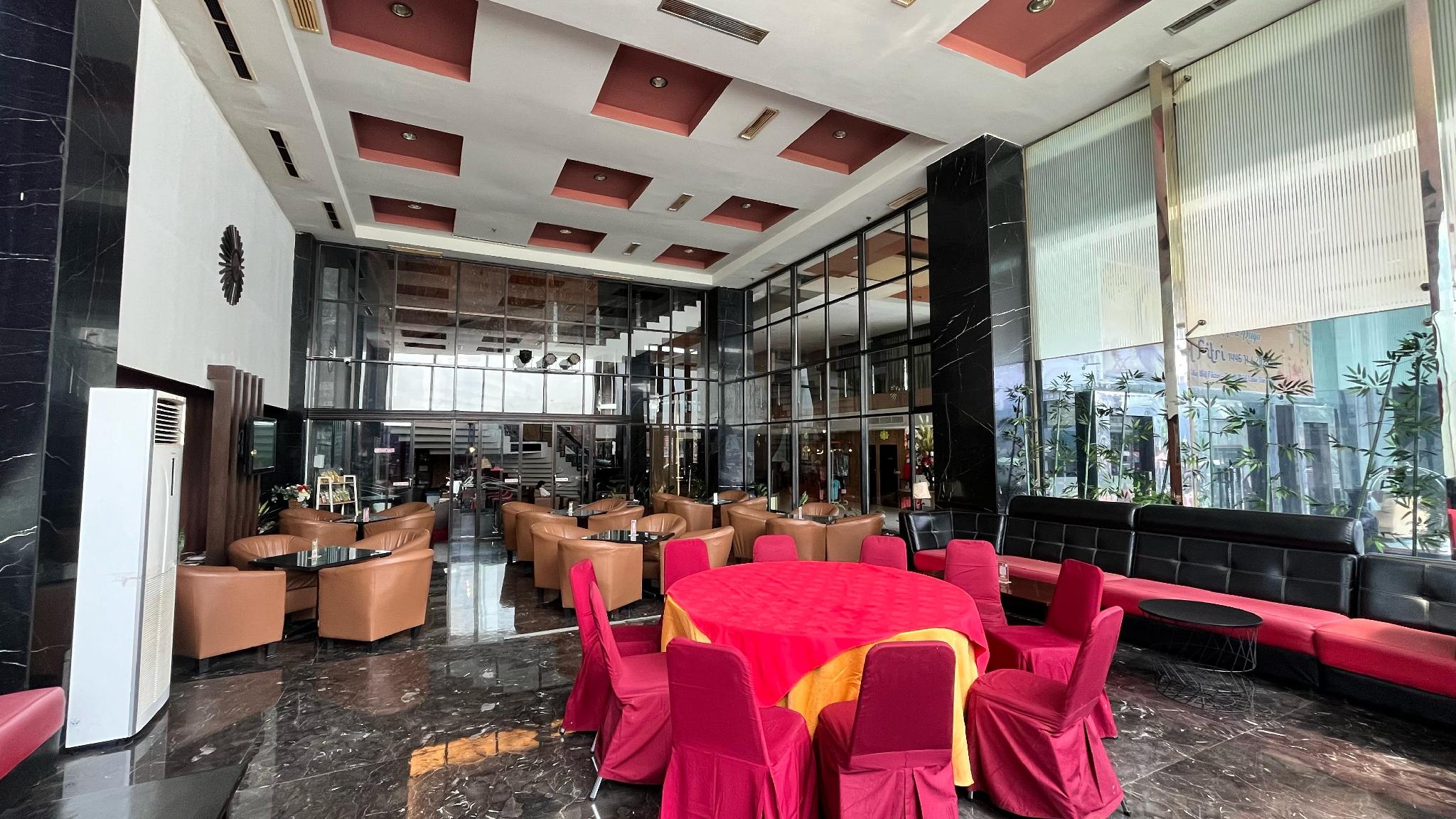 Hotel Grand Antares 27/50