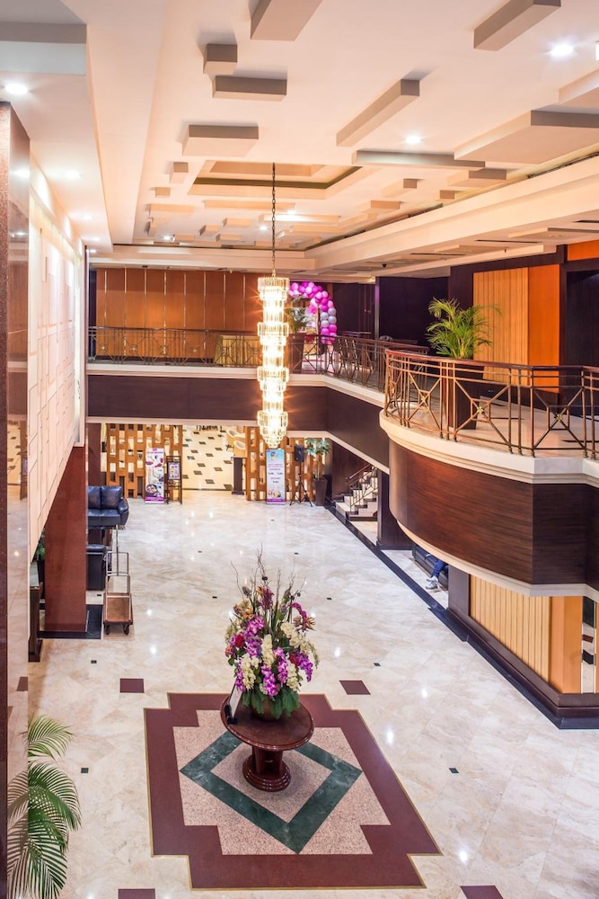 Orchardz Jayakarta Hotel 6/73
