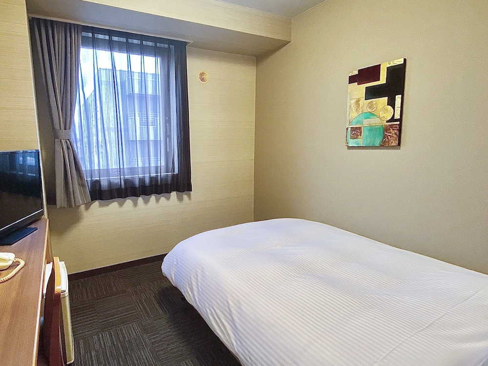 Hotel Route-Inn Shimada Yoshida Inter 12/45