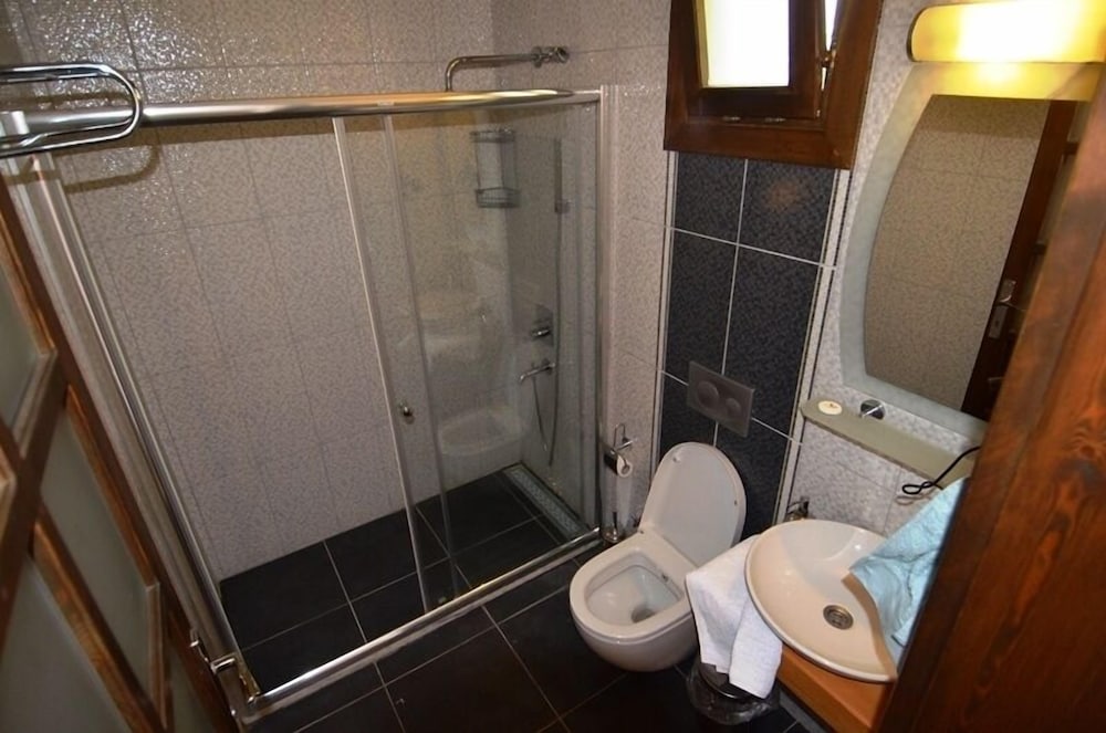 Portakal Hotel Selimiye 37/39