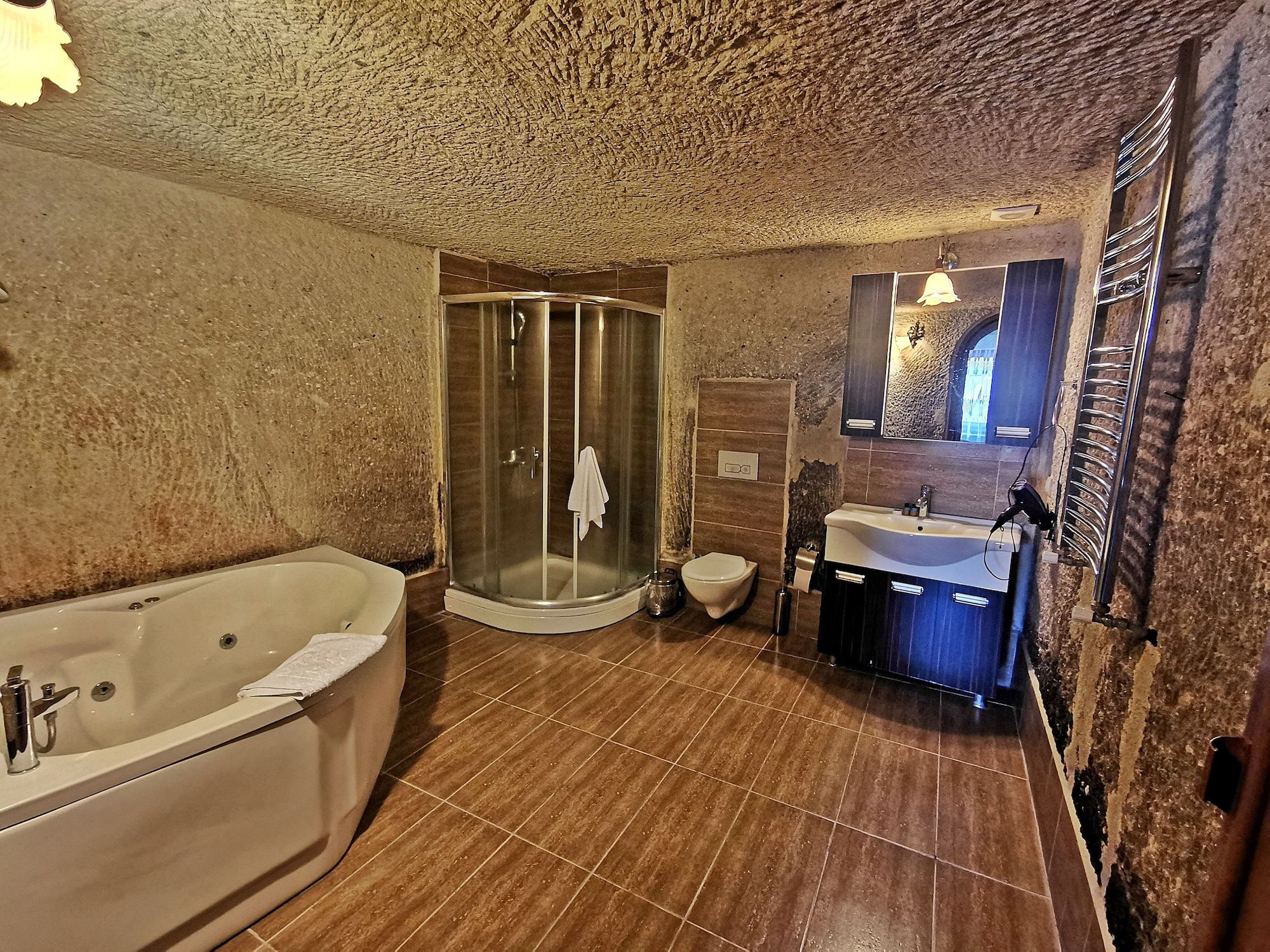 Suite, Double Bed, Courtyard View, Hot Tub