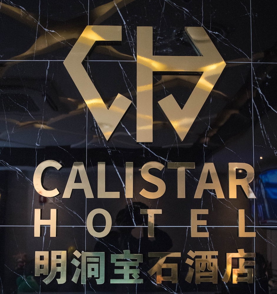 Calistar Hotel 6/50