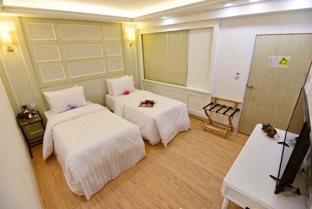 Mi Ge Business Hotel 7/28