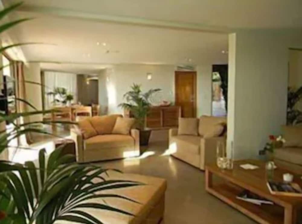 Cannes Villa St Barth 26/50
