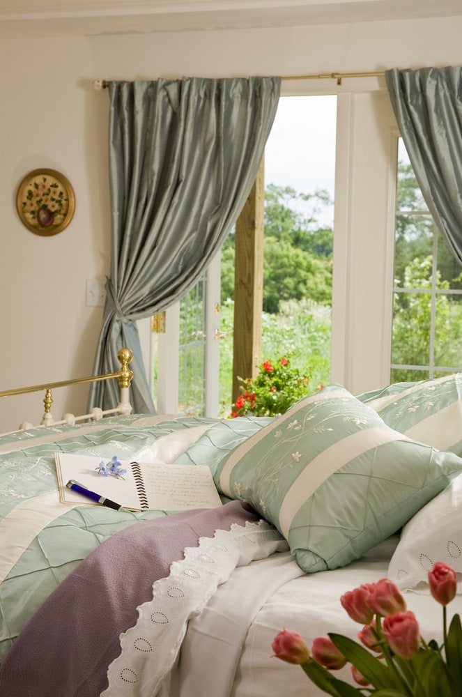 The Inn at Westwynd Farm B B 11/50
