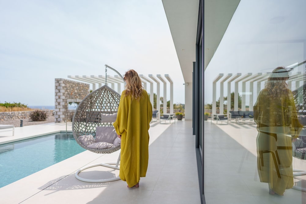Amara Luxury Villas 40/50