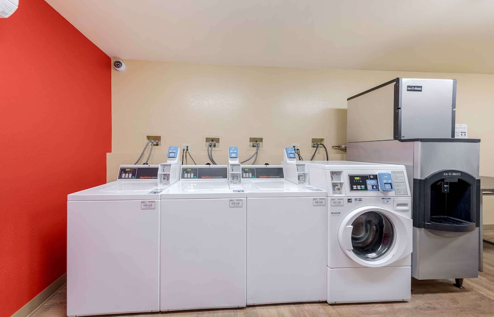Extended Stay America Suites Orange County Huntington Beach 29/35
