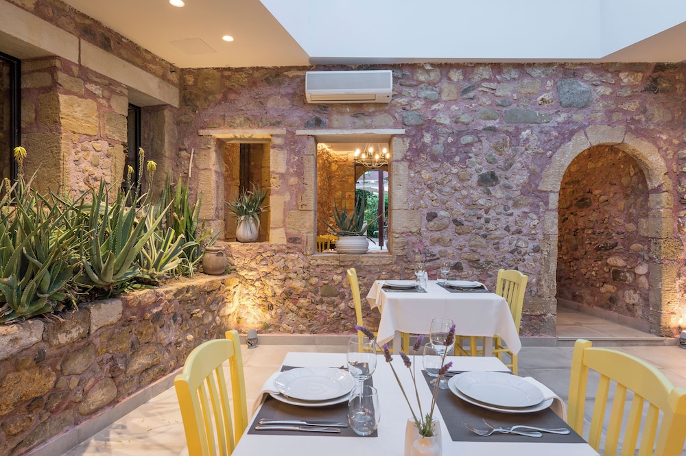 Spilia Village 65/83