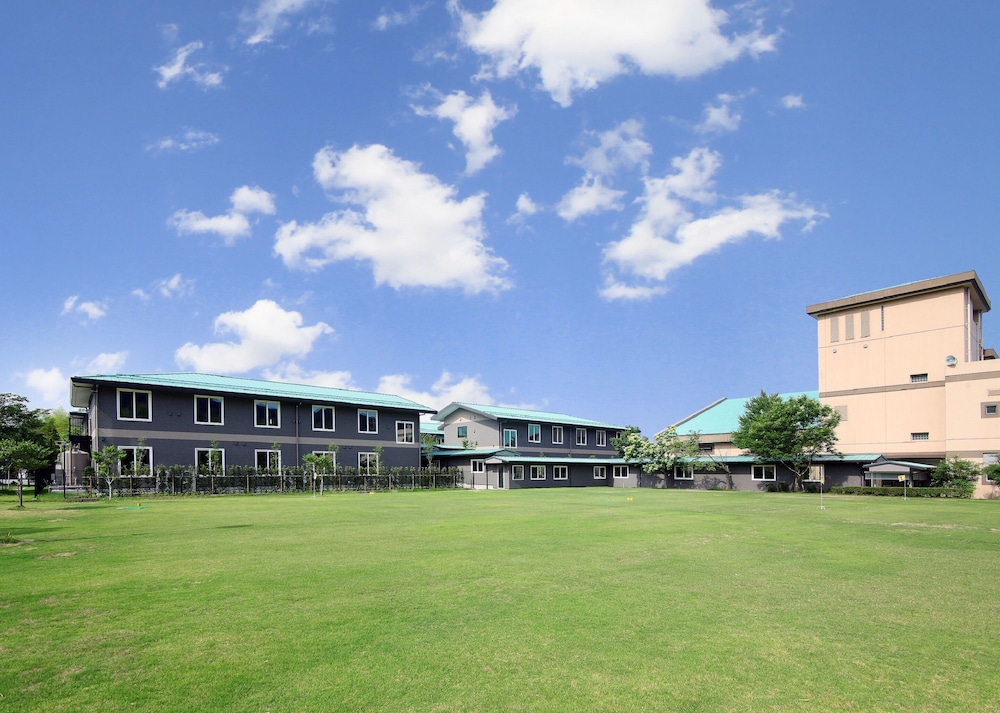 Route Inn Grantia Wakamiya 60/61