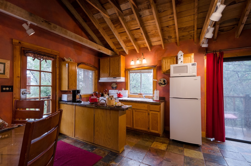 Idyllwild Bunkhouse 3/46