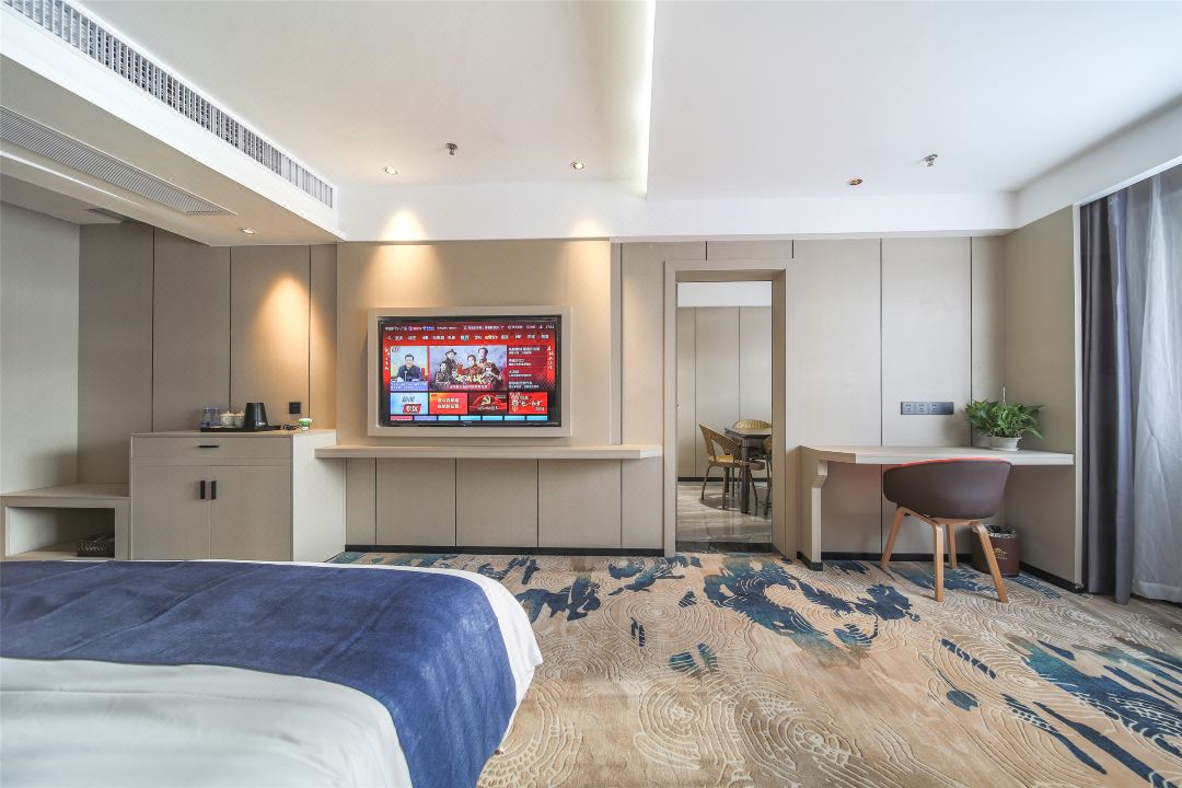 Microtel By Wyndham Heyuan 25/27