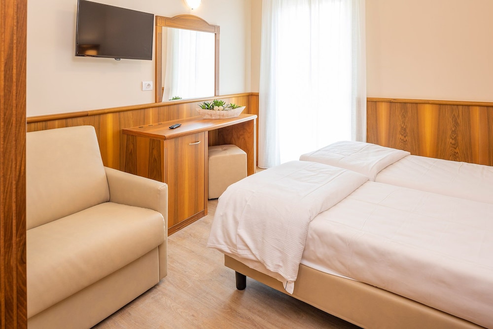 Hotel Centrale 13/50