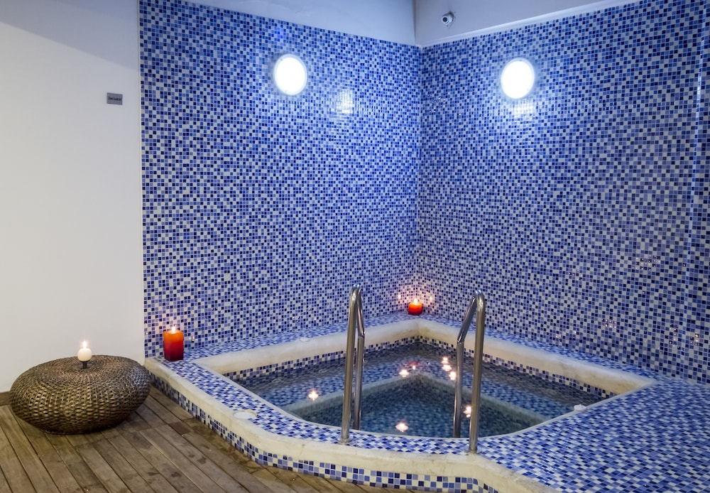 Hotel Apartamentos Regency La Feria 22/50
