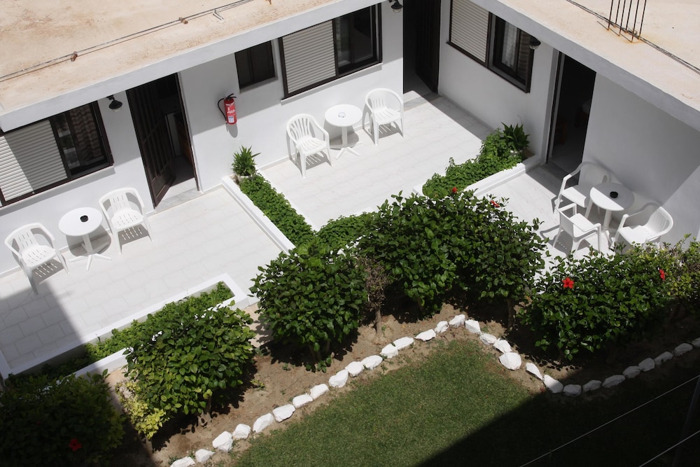 Andavis Hotel - Adults Only 41/50