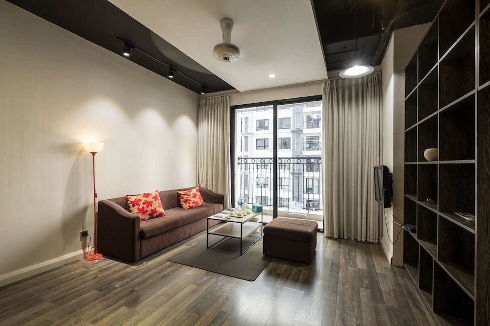 Bayhomes Times City Serviced Apartment 32/50