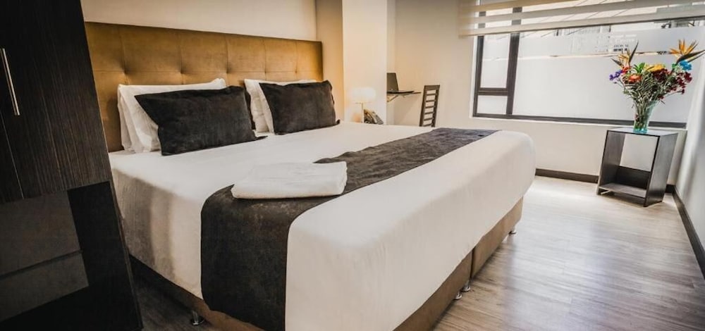 Hotel Business Center International 5/27