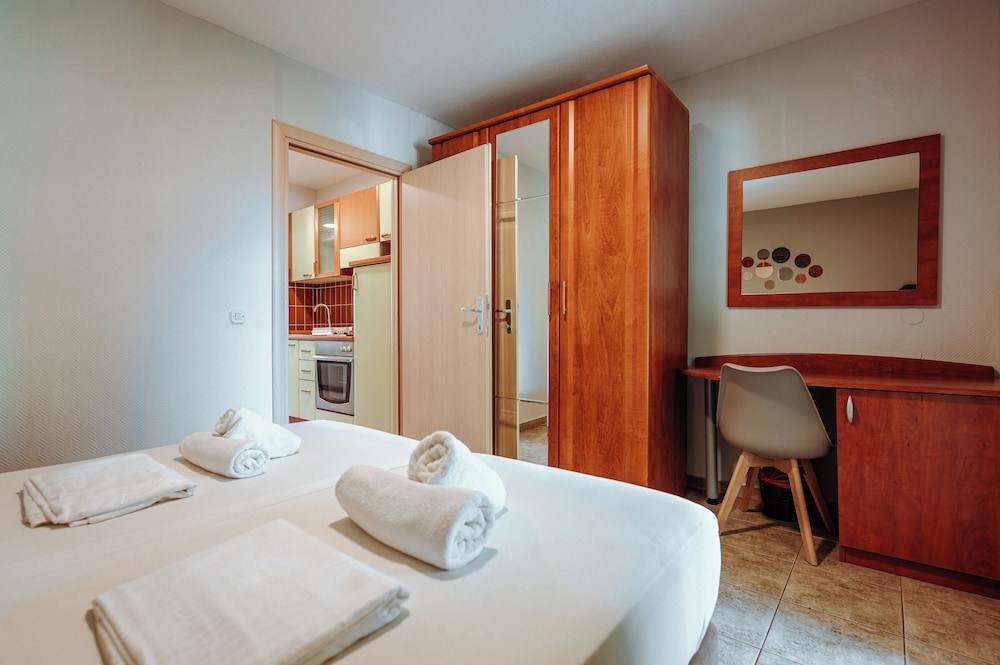 Matilde Beach Resort 9/50