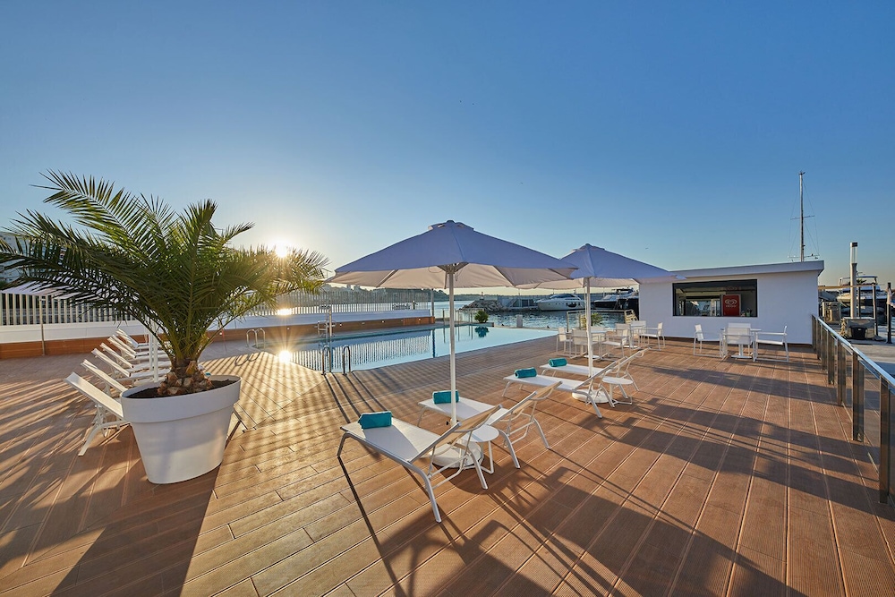 Calanova Sports Residence 26/32