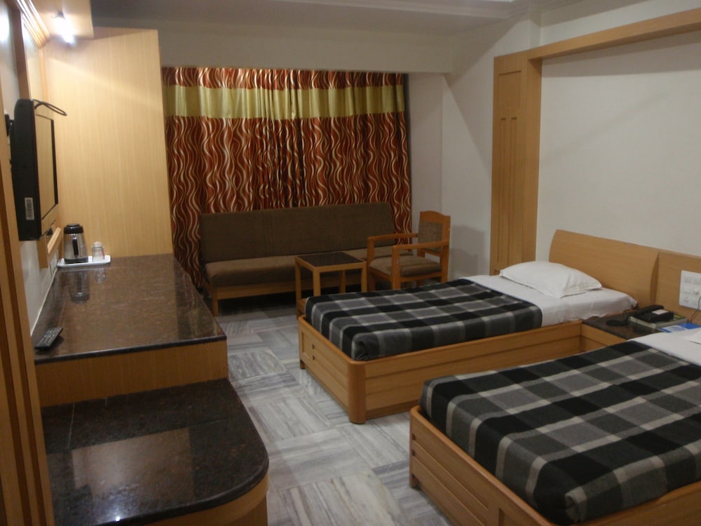 Hotel Supreme 14/34