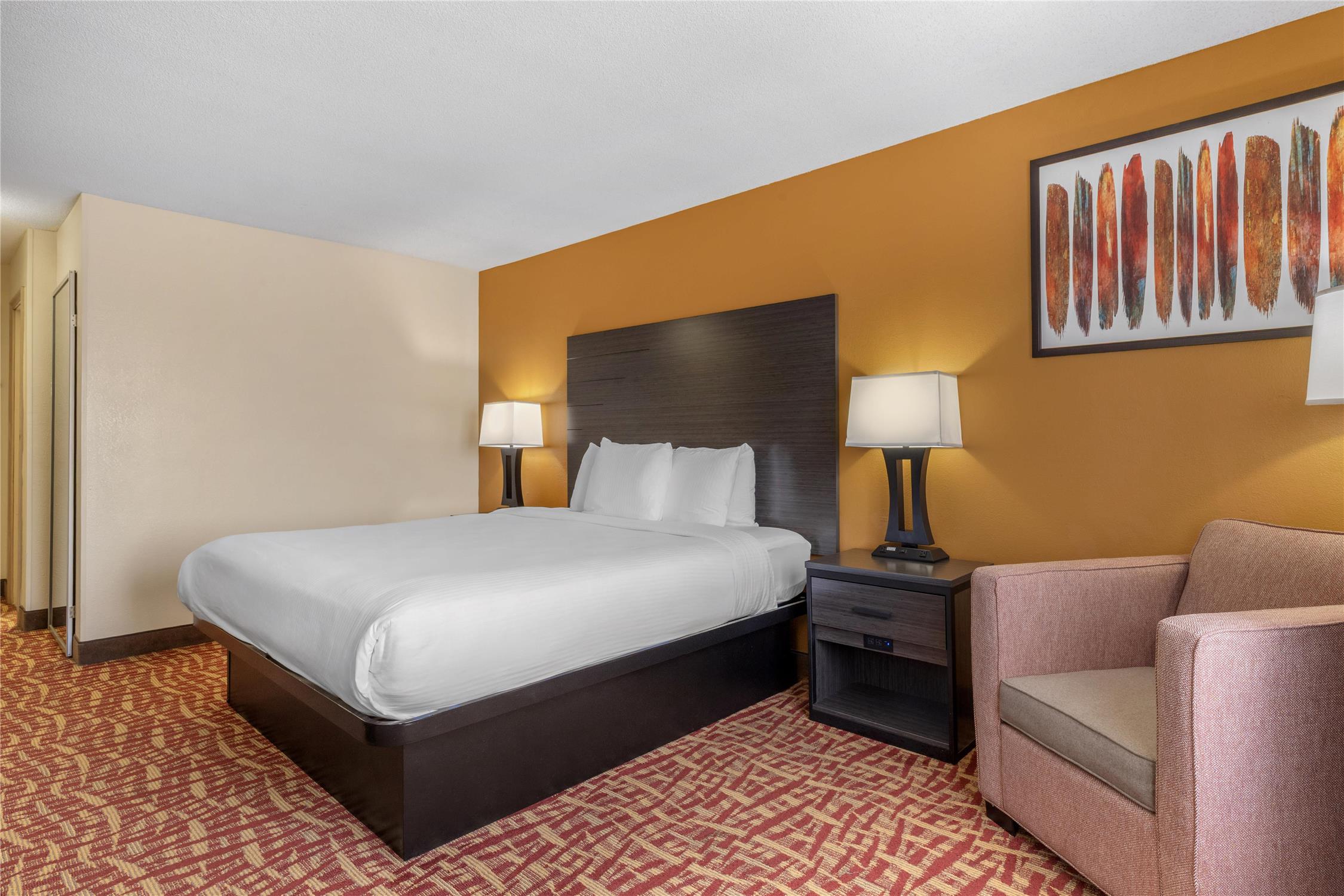 Room, King Bed, Jetted Tub
