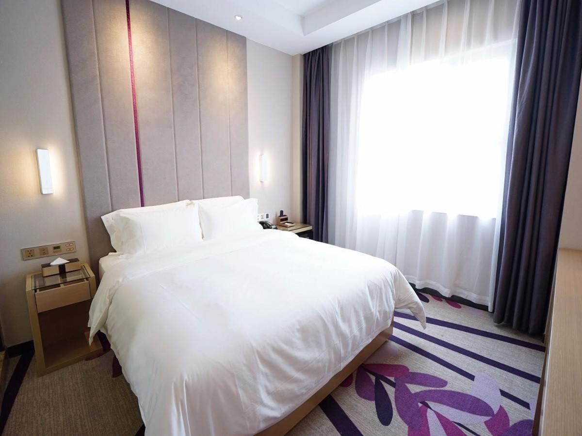 Lavande Hotel (Qingyuan Feilai Lake) 14/39