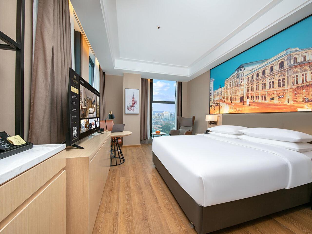 Chengdu Vienna International Hotel (Shuangliu Airport Terminal Beijing Hualian Branch) 14/36