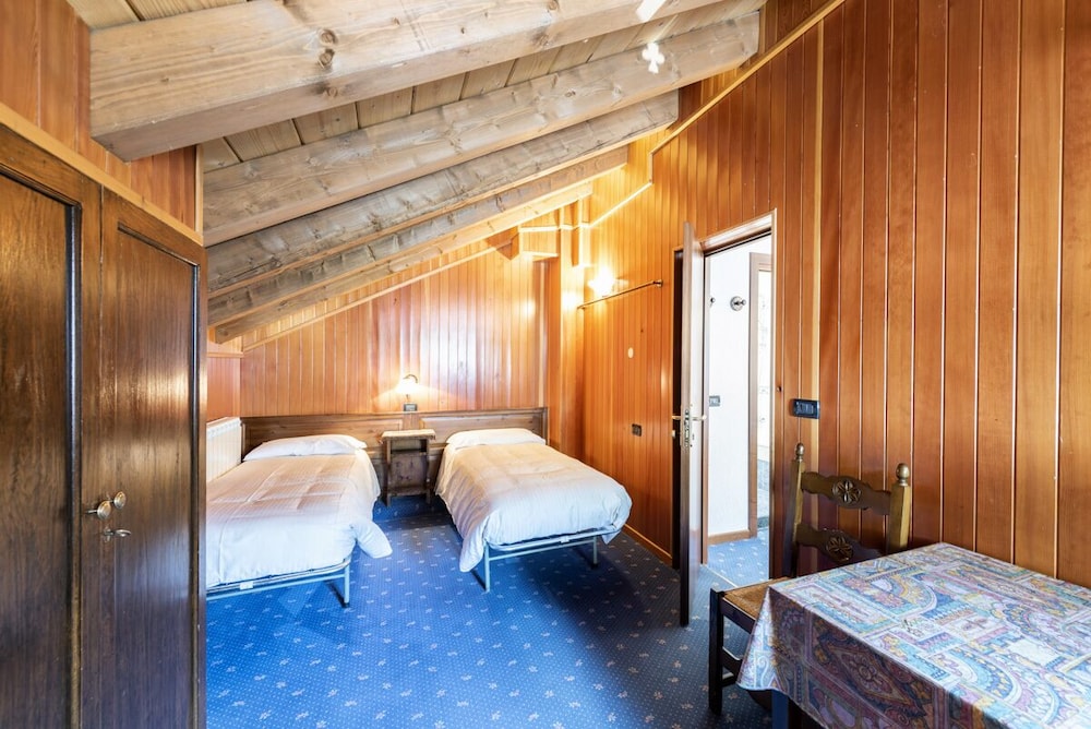 Hotel Santa San 28/69