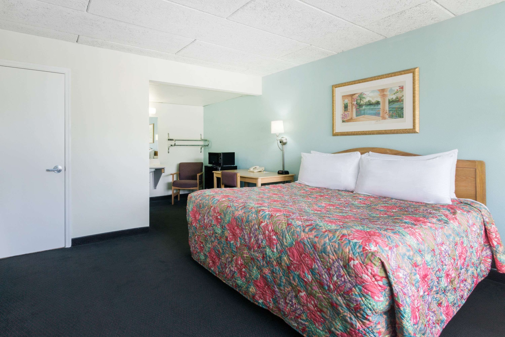 Room, 2 Double Beds, Partial View