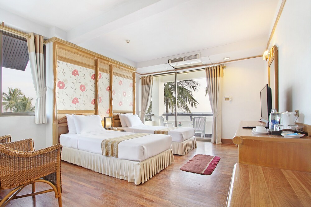 Rayong Chalet Resort 30/73
