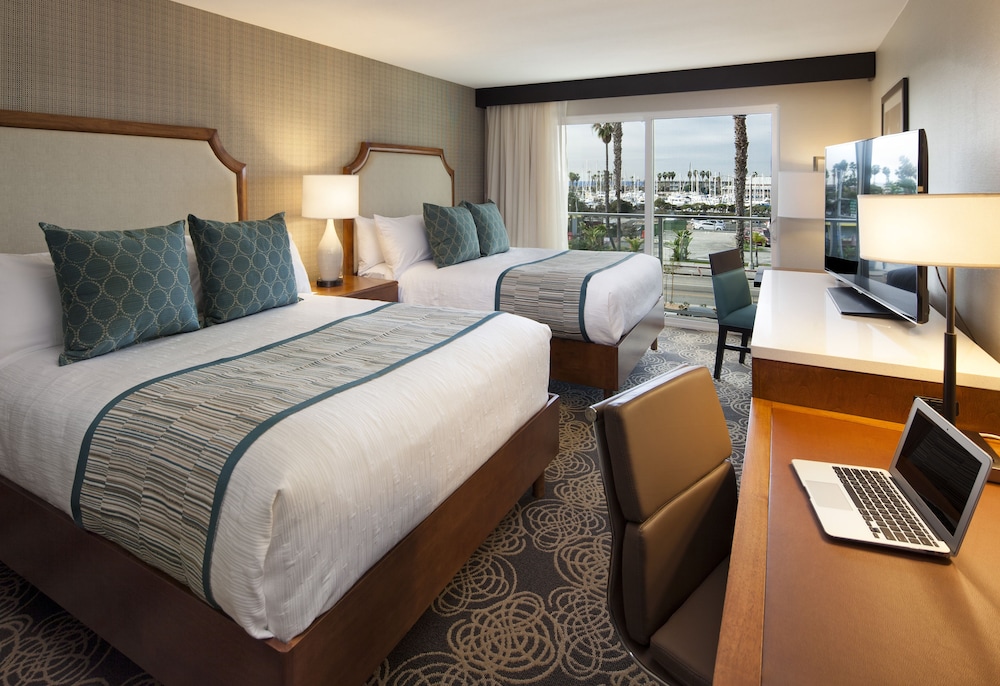 Redondo Beach Hotel Tapestry Collection By Hilton 39/76