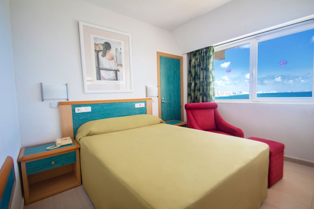 غرفة بإطلالة على البحر مفردة بسريرين منفصلين، Hotel Servigroup Galua 2/10