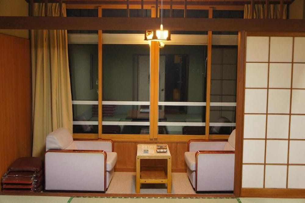 Hotel New Katsura 24/33