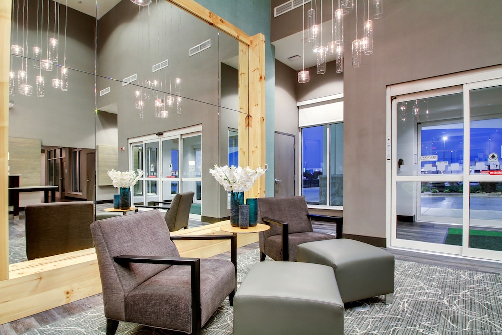 Holiday Inn Peoria At Grand Prairie 32/75