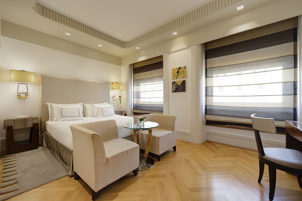 Melia Genova 17/50