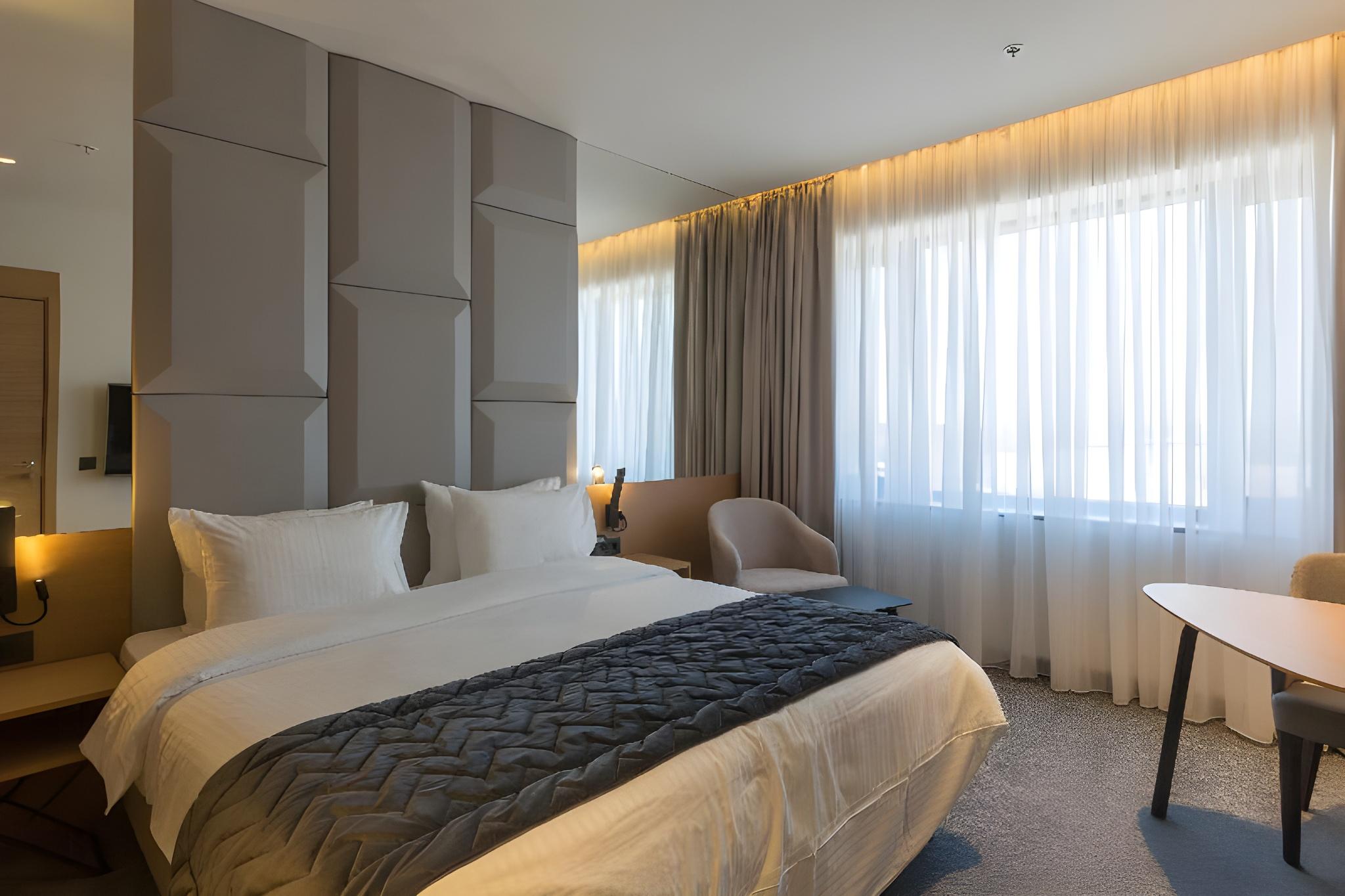 Suite, Apartment, with View
