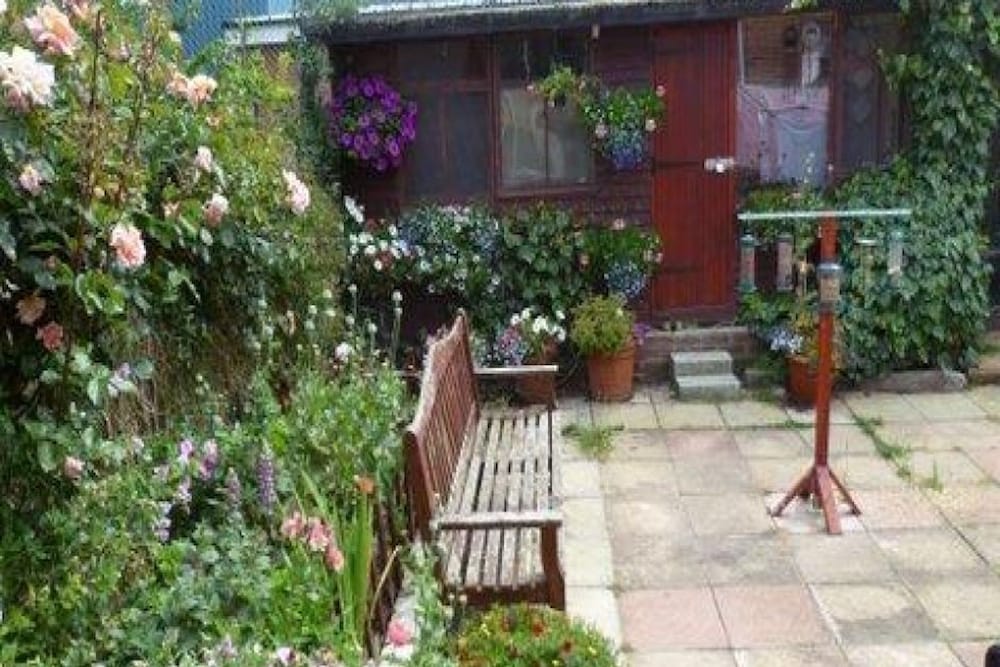 OYO Belvedere Guest House, Great Yarmouth in GREAT YARMOUTH