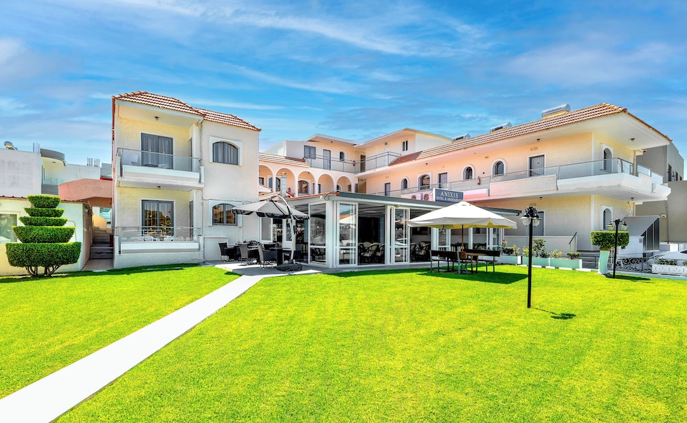 Anixis Hotel 46/52