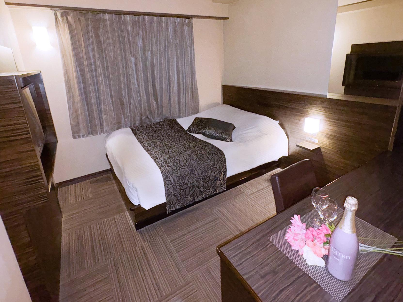 Standard, Double Bed, Bathtub, Smoking