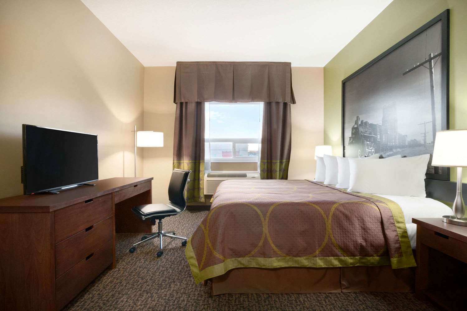 Super 8 by Wyndham Regina 5/33
