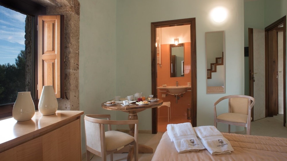 Masseria Pizzofalcone 34/68