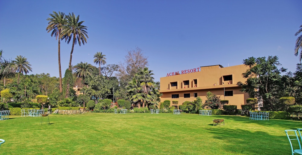 Achal Resort 33/50