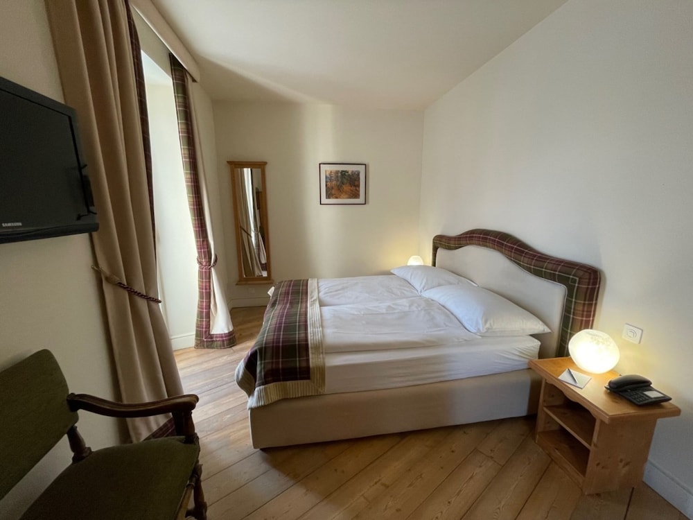 Hotel Bernina 1865 19/97