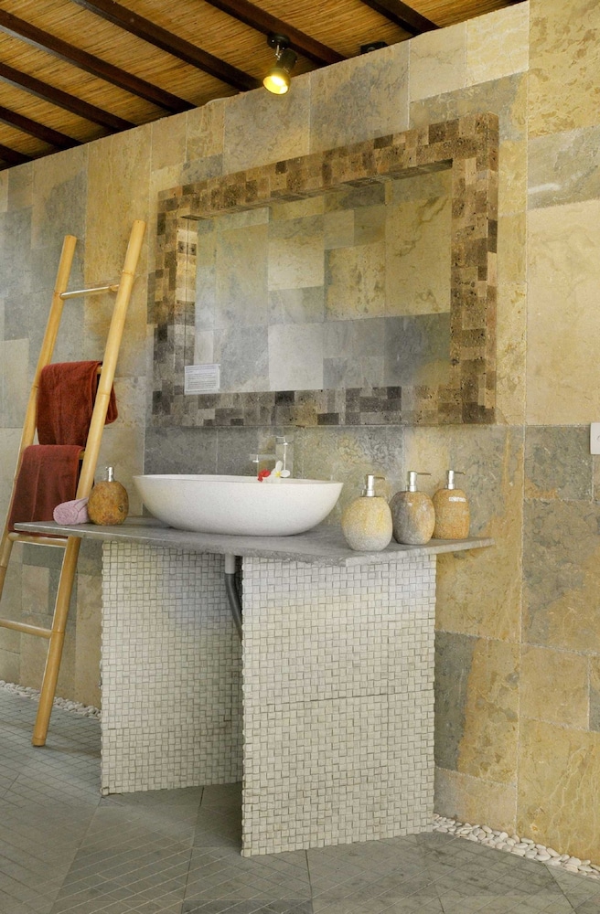CORAL VIEW VILLAS 26/53