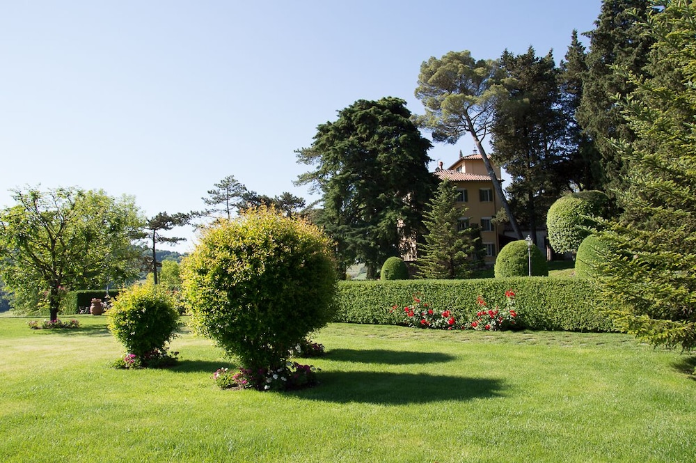 Il Castellaro Country House 65/71
