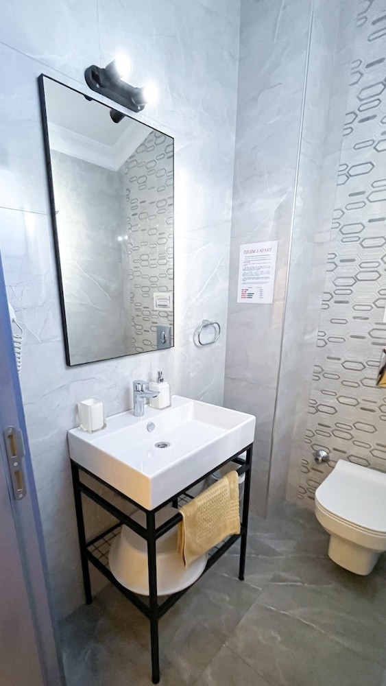Ozlem 2 Apart Hotel 43/44