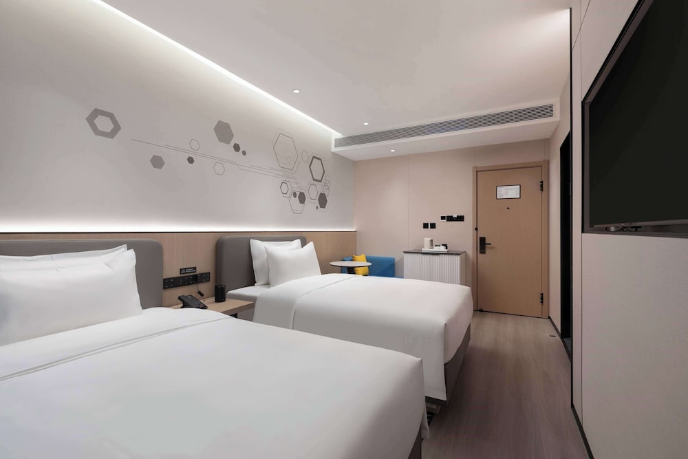 SELECT, TWIN BEDS