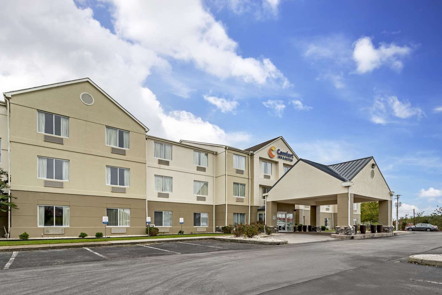 Comfort Inn & Suites Corbin North 3/18