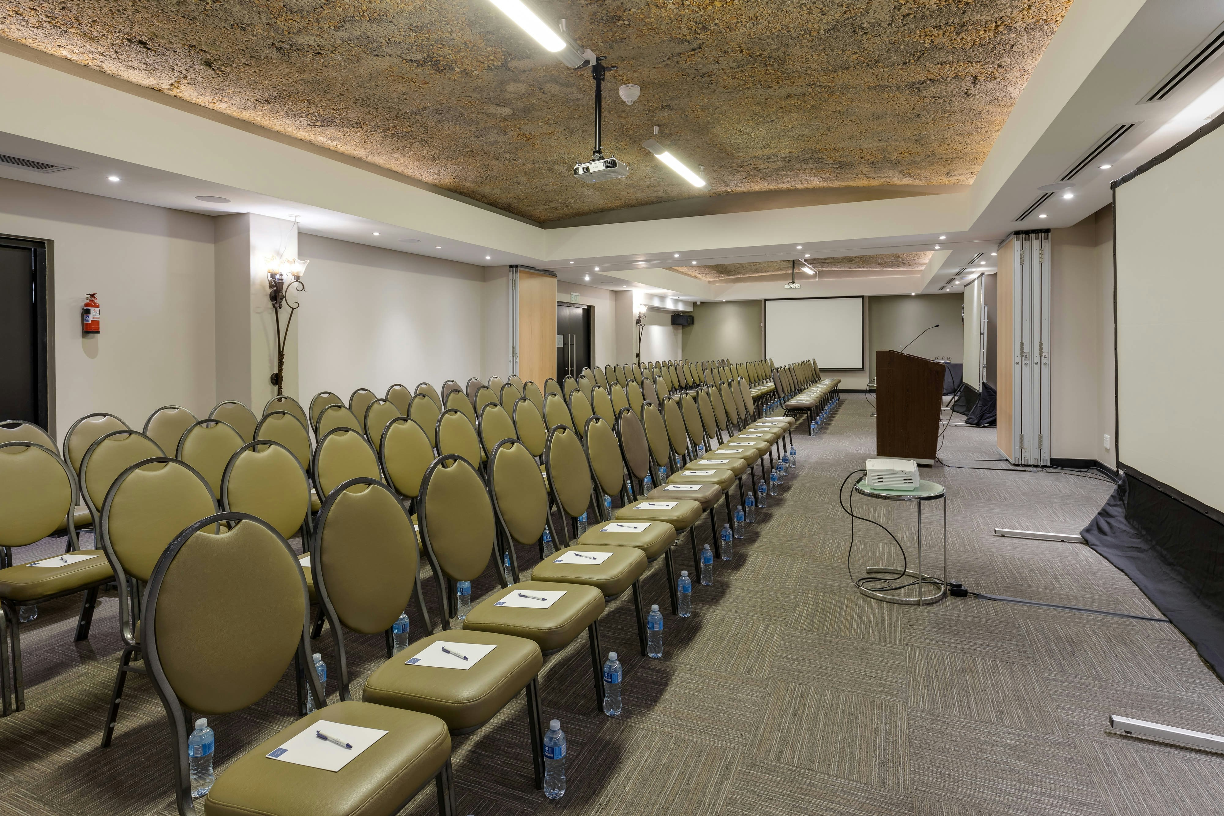 Protea Hotel Durbanville 32/37
